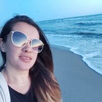 Anabel__Sweet's Offline Chat Room