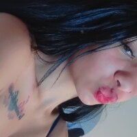 Emma_Axtrl
