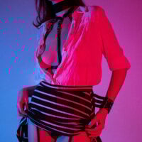 Honey_Doom's Offline Chat Room