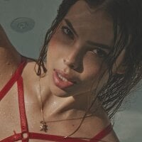 nicole_hernandez2's Offline Chat Room