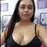 naylahot18 webcam