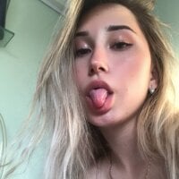 KattieLewis' Offline Chat Room