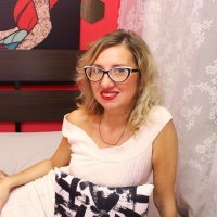 PreciousMaya offline chatrum