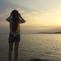 Strawberry_Lucy's Offline Chat Room