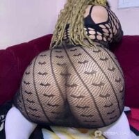 mari_layali webcam model