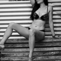 MistressAzia's Offline Chat Room