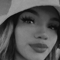 Natacha2003's Offline Chat Room