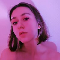 ChristinaErla's Offline Chat Room