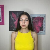 MaidaDwinell offline chatrum