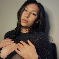 AlanaDesire webcam