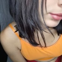 Ayne-D4Live Webcam