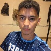 dereksamuel18 webcam