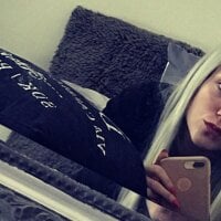 Daisy-Adorable's Offline Chat Room