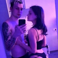 Ashley_Steve's Offline Chat Room