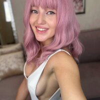 AliceStaford Cam Model Profile | Stripchat