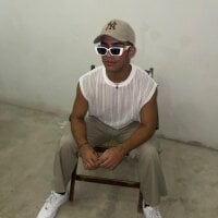 Jhonny_Mills