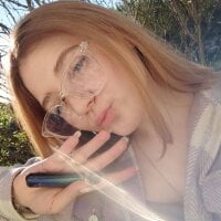 Phòng Chat Ngoại tuyến QueenieEveringham