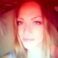 SavvyAuryn's Offline Chat Room