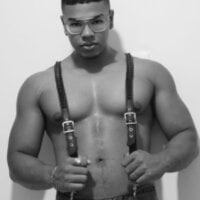 yerik_lars_ webcam model