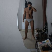 Picstian
