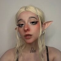 GlitterZOE's Avatar Pic