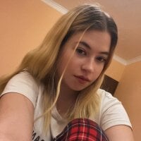 HotLuna69 webcam model