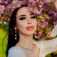 glossybabydoll webcam model