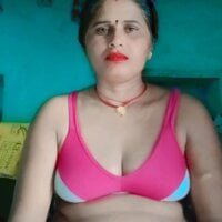 Riya741557 webcam