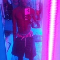 Thebest0057's Avatar Pic