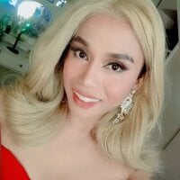 YourNikkieXxx webcam
