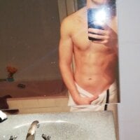 StartingTall's Offline Chat Room