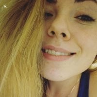 elly_elly's Offline Chat Room