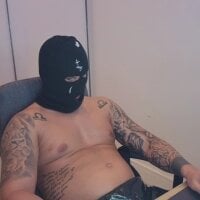 BrothemaskguysRees45