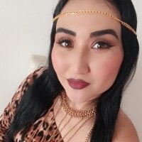 Aisha_Saleh webcam model