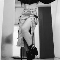 Julieta06 webcam model