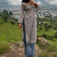 Brown_Girl_19Live Webcam