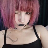 KikiMoor: изображение аватарки