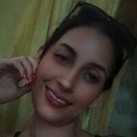 Danielitha webcam model