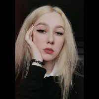 SofiaBellissima's Offline Chat Room