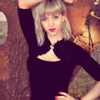 Keroline99's Offline Chat Room