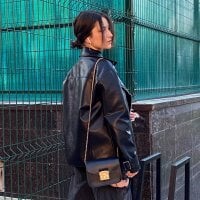 KateHolms' Offline Chat Room