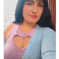 MisNicol webcam model