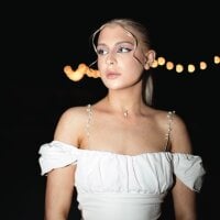 TouchmefullLive Webcam