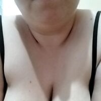 Cristina2150 webcam model