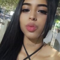 melissa_amberx's Offline Chat Room