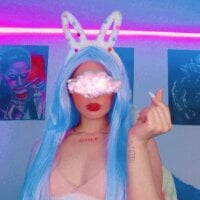UwUCamilaLee's Offline Chat Room
