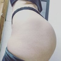 ross_laura Adlı Modelin Çevrimdışı Sohbet Odası