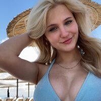 ChloeCoral's Profile Photo