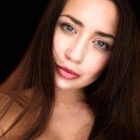 RosaCharming's Offline Chat Room