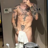 xAaronx9095 model avatar